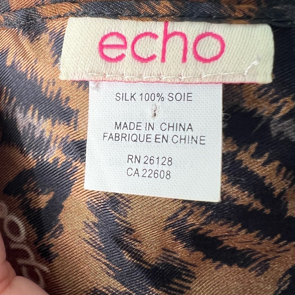 Versatile Stylings Echo 100% Silk Leopard Animal Print Scarf - Picture 8 of 13